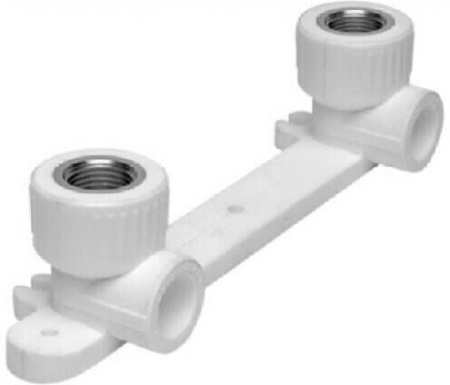 Планка для смесителя универсальная 20 1 2 полипропиленовая в ассортименте.